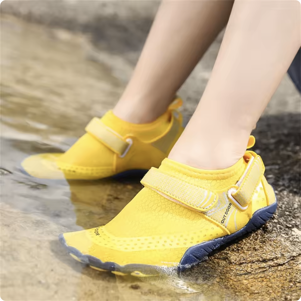 Adventurer-Yellow-Navy-Blue-1